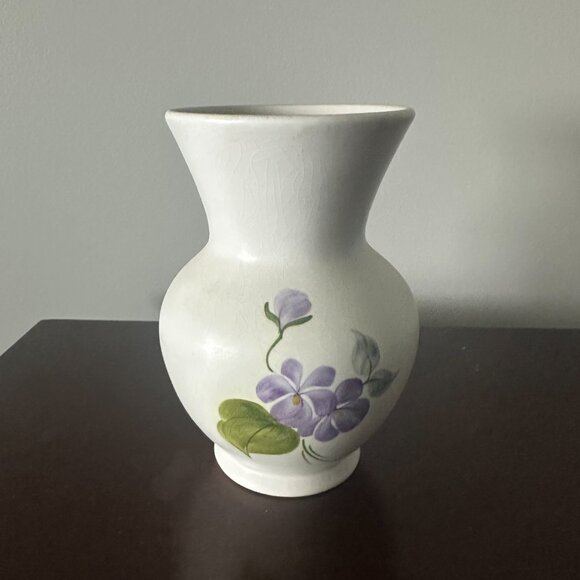 Staffordshire vase "Purple Violet" 6" H - Picture 2 of 3